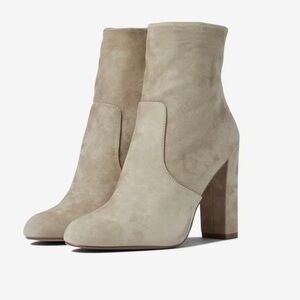 NEW Steve Madden Boots Editor Sand Suede Heeled Booties